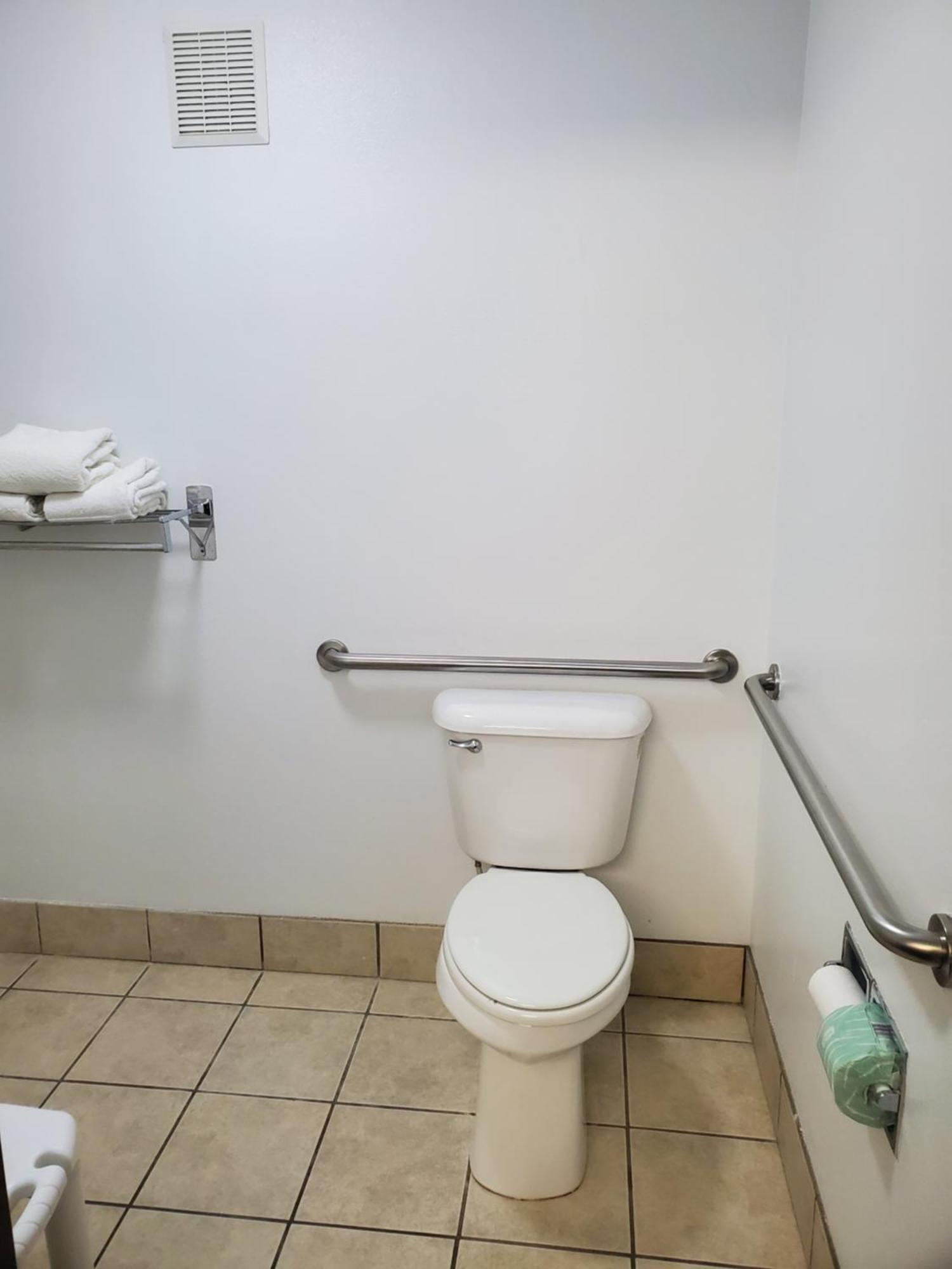 Omak Inn Екстериор снимка